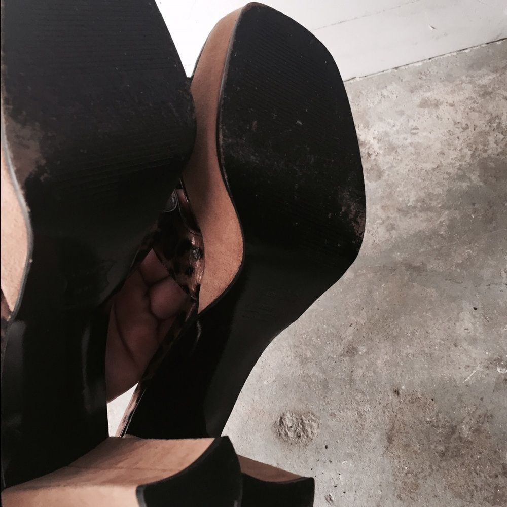 Stuart Weitzman Leather y2k Print pinup leopard animal print heel Sandal 8.5 - Picture 4 of 4